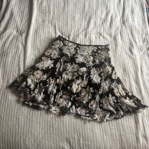 Black floral print free people skirt size 2 with no tag